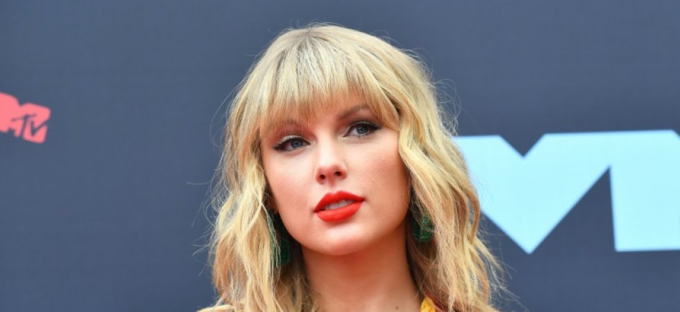 Le patron de label en conflit avec Taylor Swift dénonce des "menaces de mort"