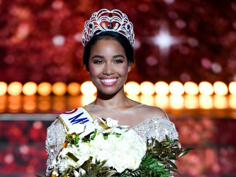 La Guadeloupéenne Clémence Botino désignée Miss France 2020