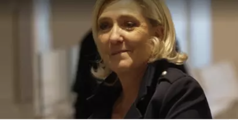 Affaire des assistants parlementaires du RN : une peine d’inéligibilité et de prison requise contre Marine Le Pen